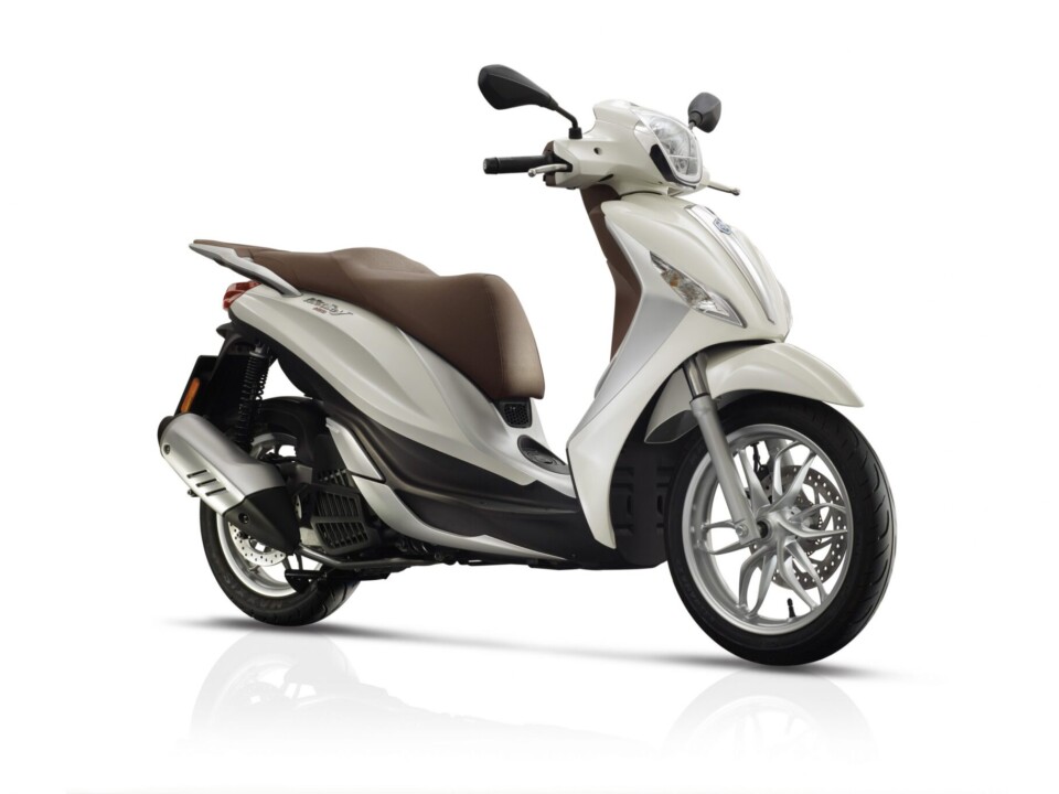 scooter rental santorini